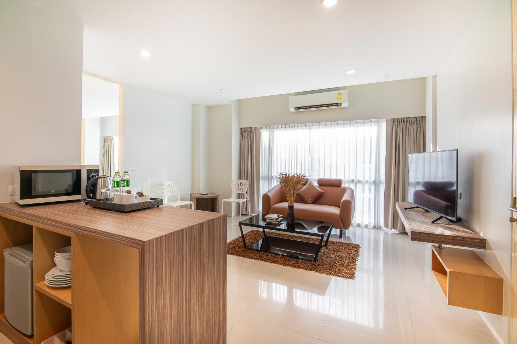 The Lantern Resorts Patong - Sha Extra Plus Bagian luar foto