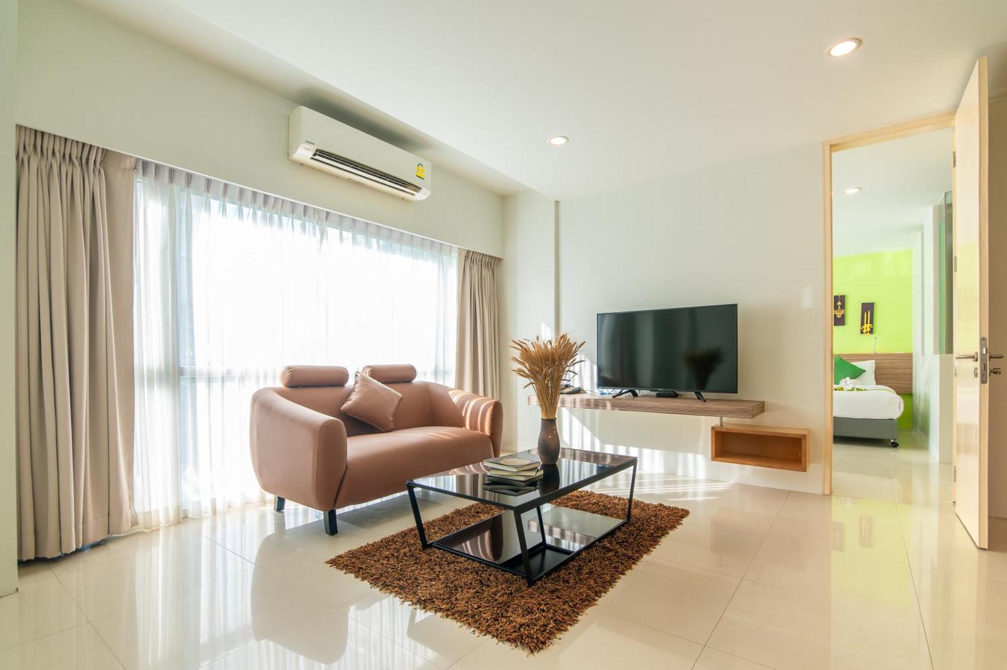 The Lantern Resorts Patong - Sha Extra Plus Bagian luar foto