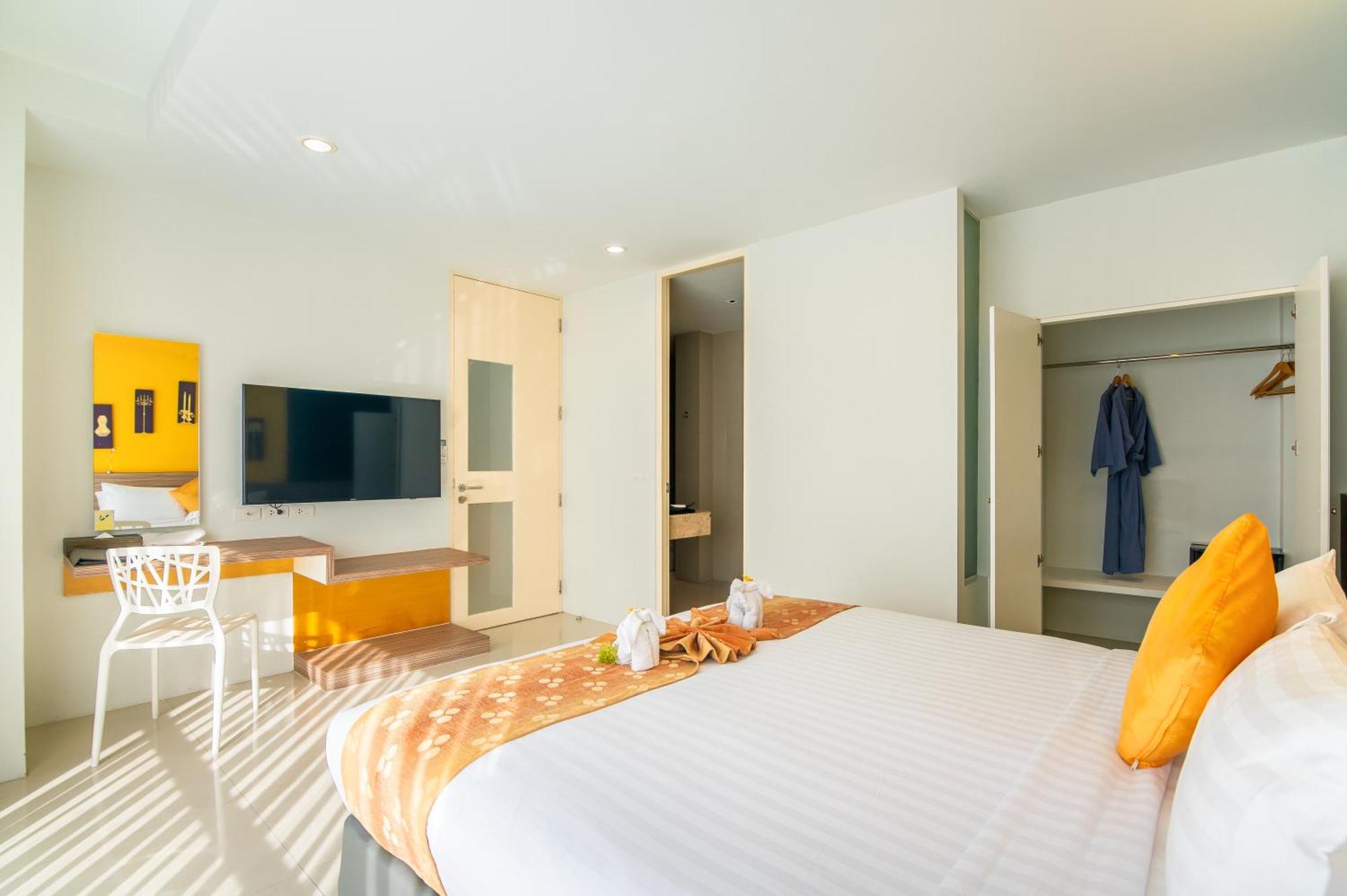 The Lantern Resorts Patong - Sha Extra Plus Bagian luar foto