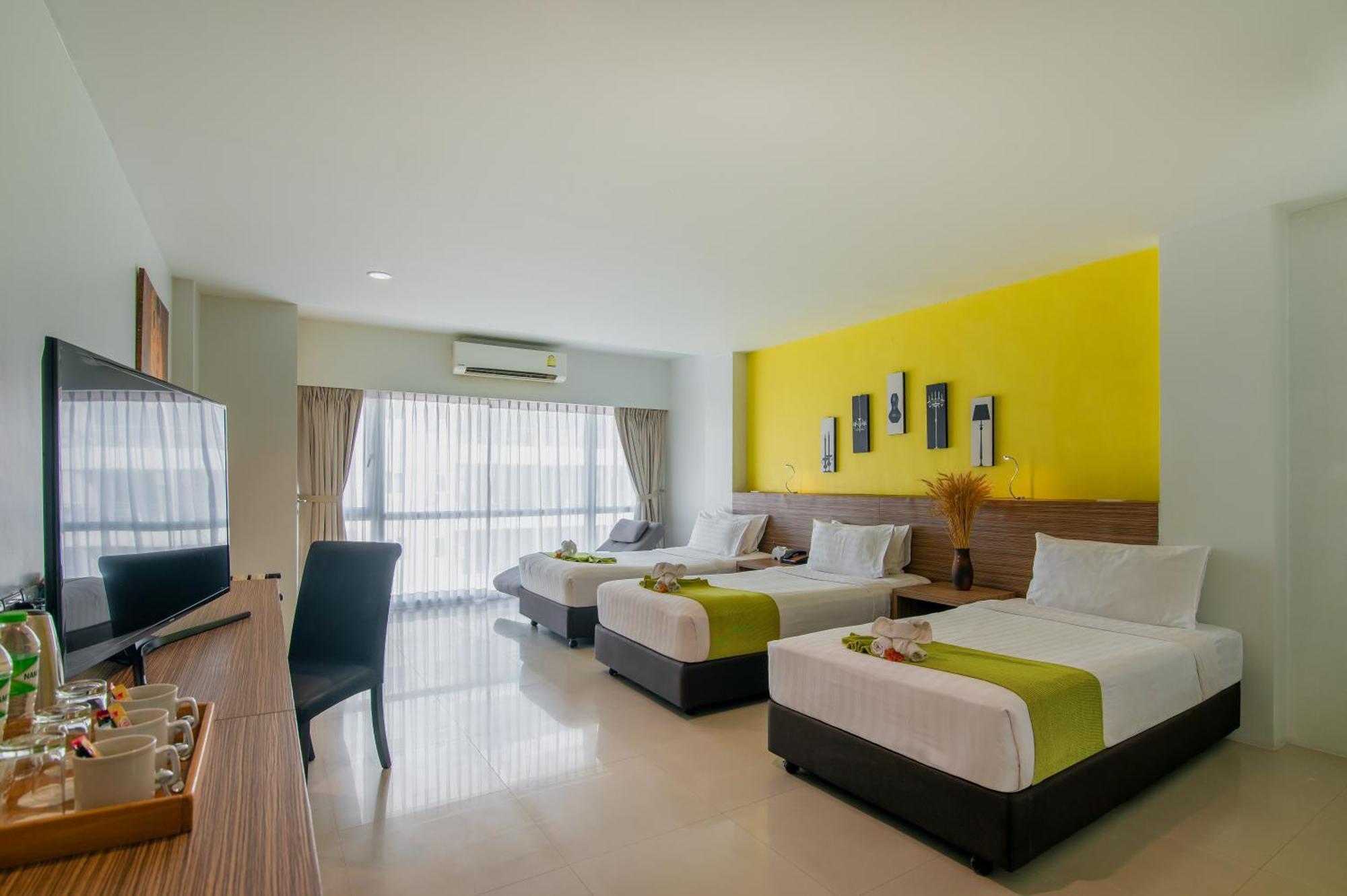 The Lantern Resorts Patong - Sha Extra Plus Bagian luar foto