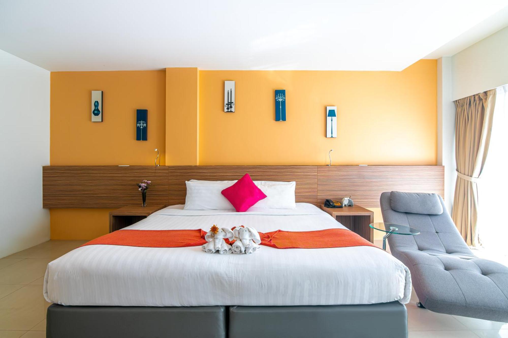 The Lantern Resorts Patong - Sha Extra Plus Bagian luar foto