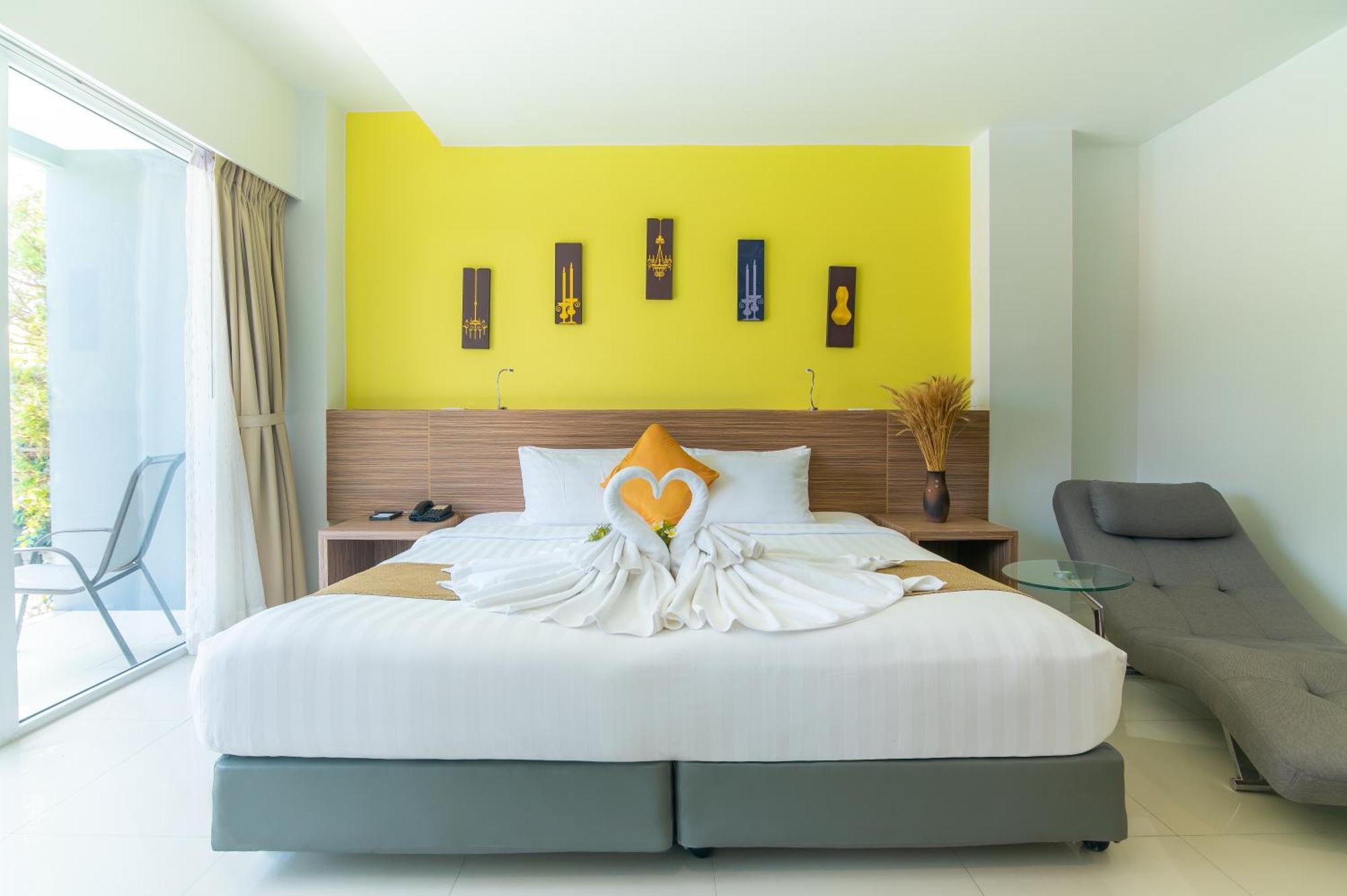 The Lantern Resorts Patong - Sha Extra Plus Bagian luar foto