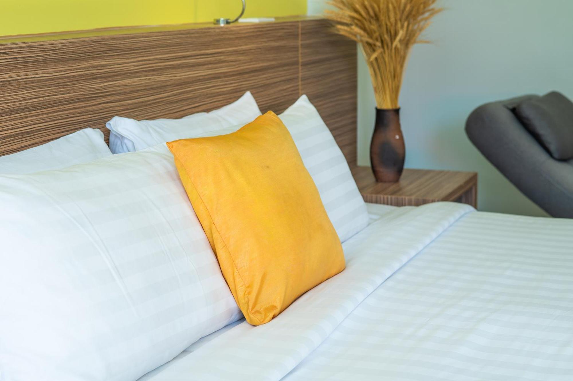 The Lantern Resorts Patong - Sha Extra Plus Bagian luar foto