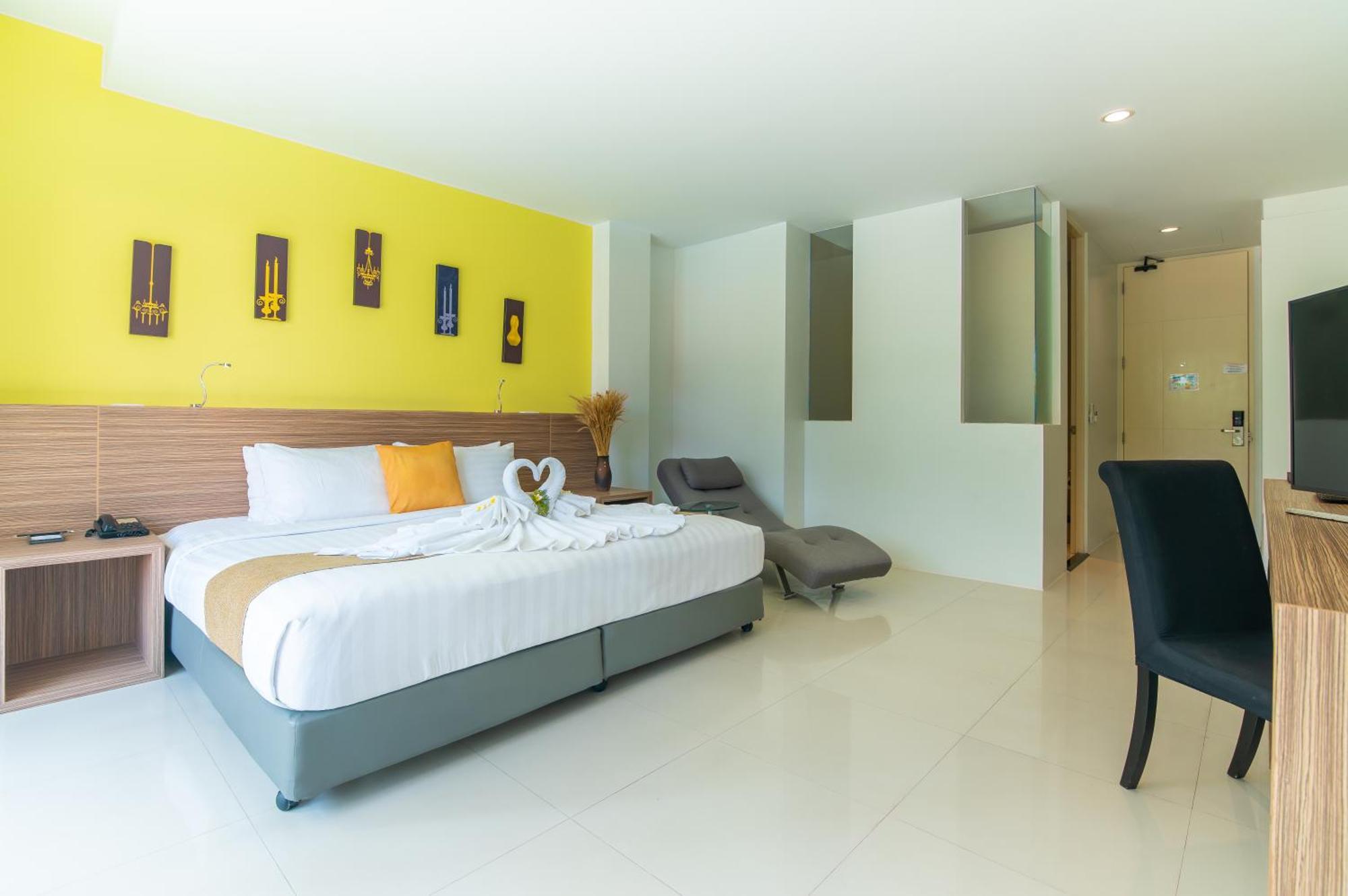 The Lantern Resorts Patong - Sha Extra Plus Bagian luar foto