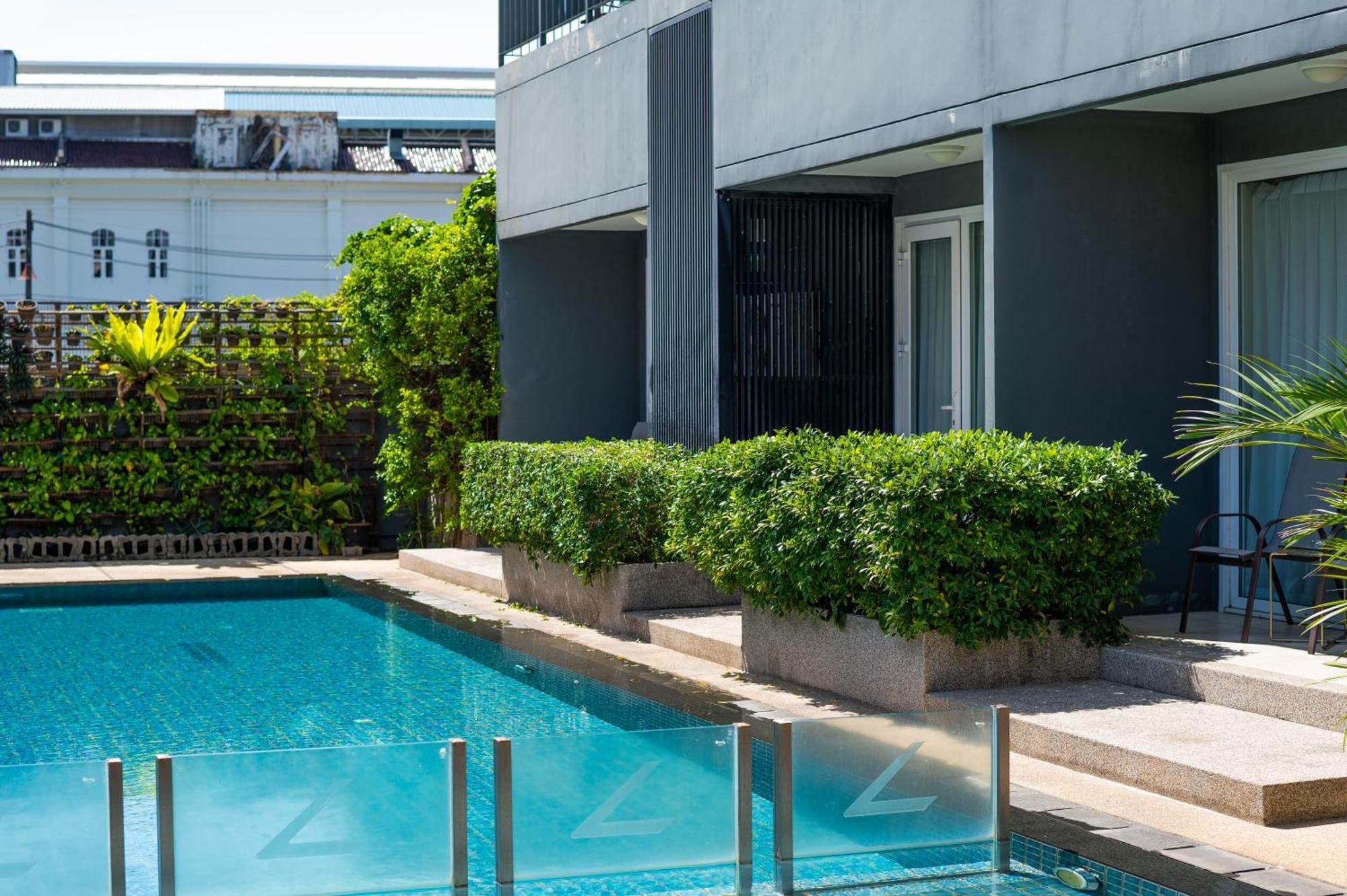 The Lantern Resorts Patong - Sha Extra Plus Bagian luar foto
