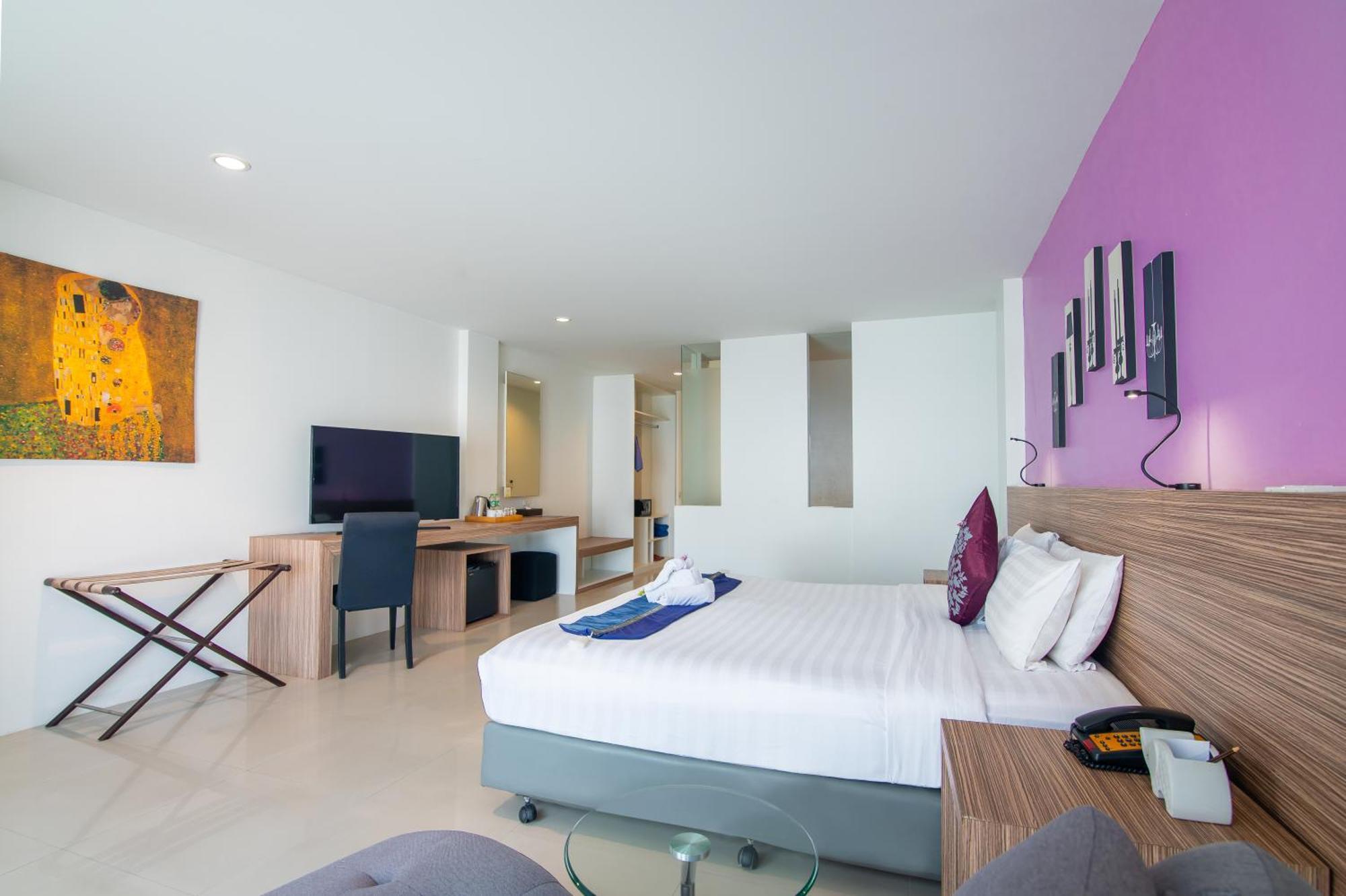 The Lantern Resorts Patong - Sha Extra Plus Bagian luar foto