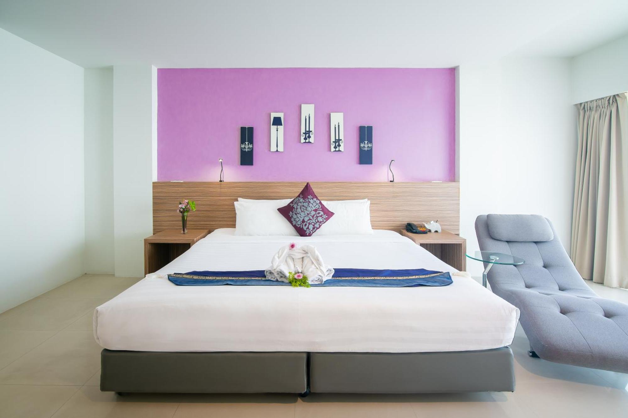 The Lantern Resorts Patong - Sha Extra Plus Bagian luar foto